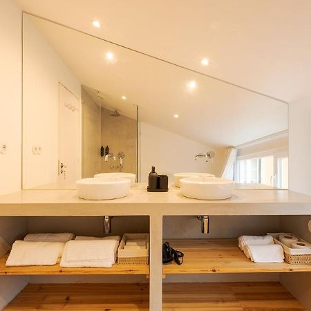 The Yellow House Spacious Duplex In Prazeres District Lisboa Εξωτερικό φωτογραφία